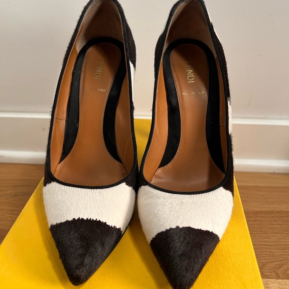 Fendi Black and White Zebra Print Pony Hair Diamond Heel Pumps - Picture 14 of 16